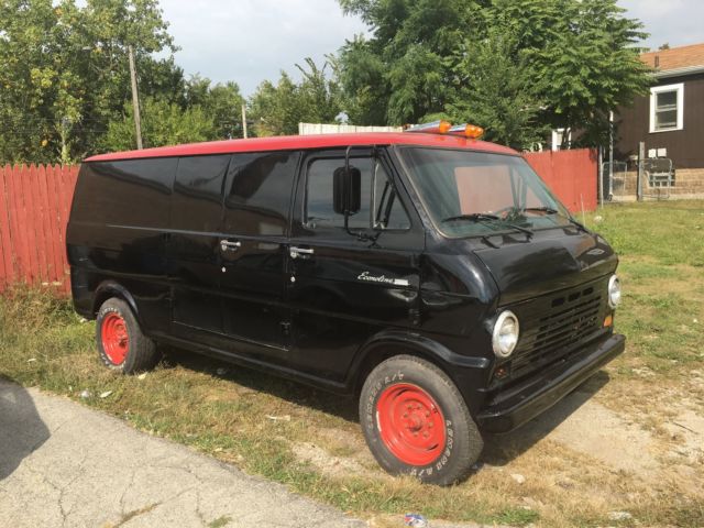 1970 Ford E-Series Van