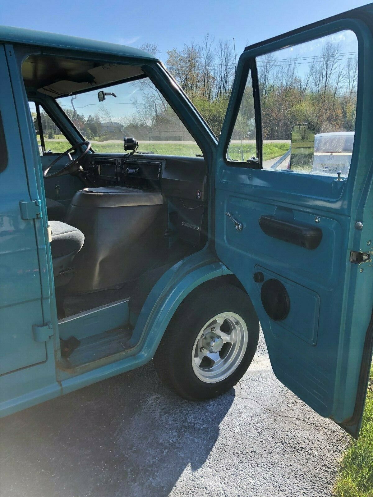 1970 Ford E-Series Van - photo 5