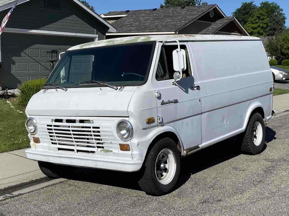 1970 Ford Econoline E100 - photo 5