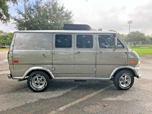 1970 Ford E-Series Van E-100 - photo 8