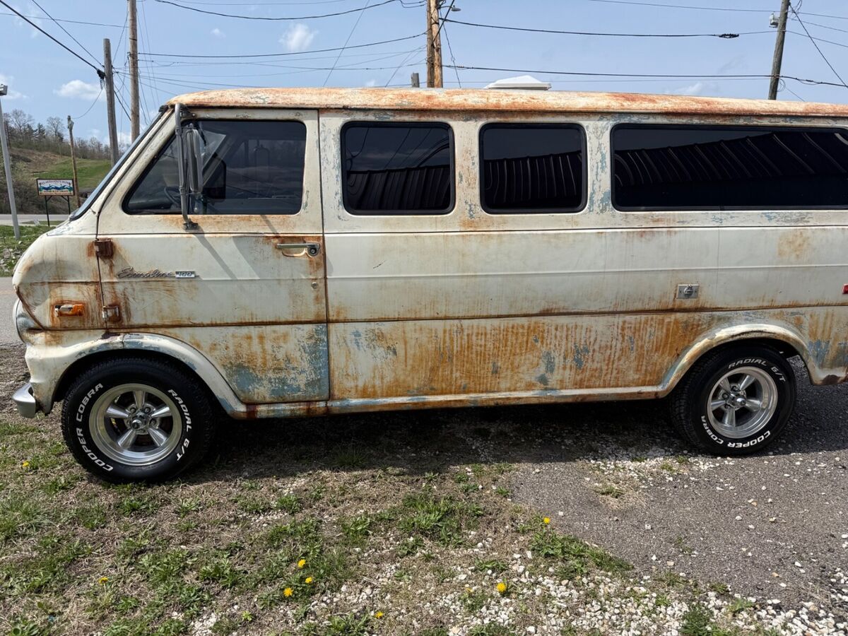 1970 Ford E-Series Van - photo 8