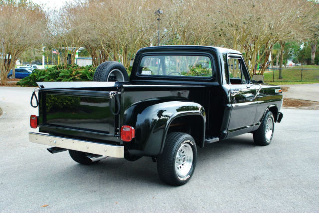1970 Ford F-100 Pickup Absolutely Beautiful! 3-Speed V8 Runs & Drives Great! 1970 Ford F-100 Gorgeous! 3-Speed V8 Runs & Drives Great!