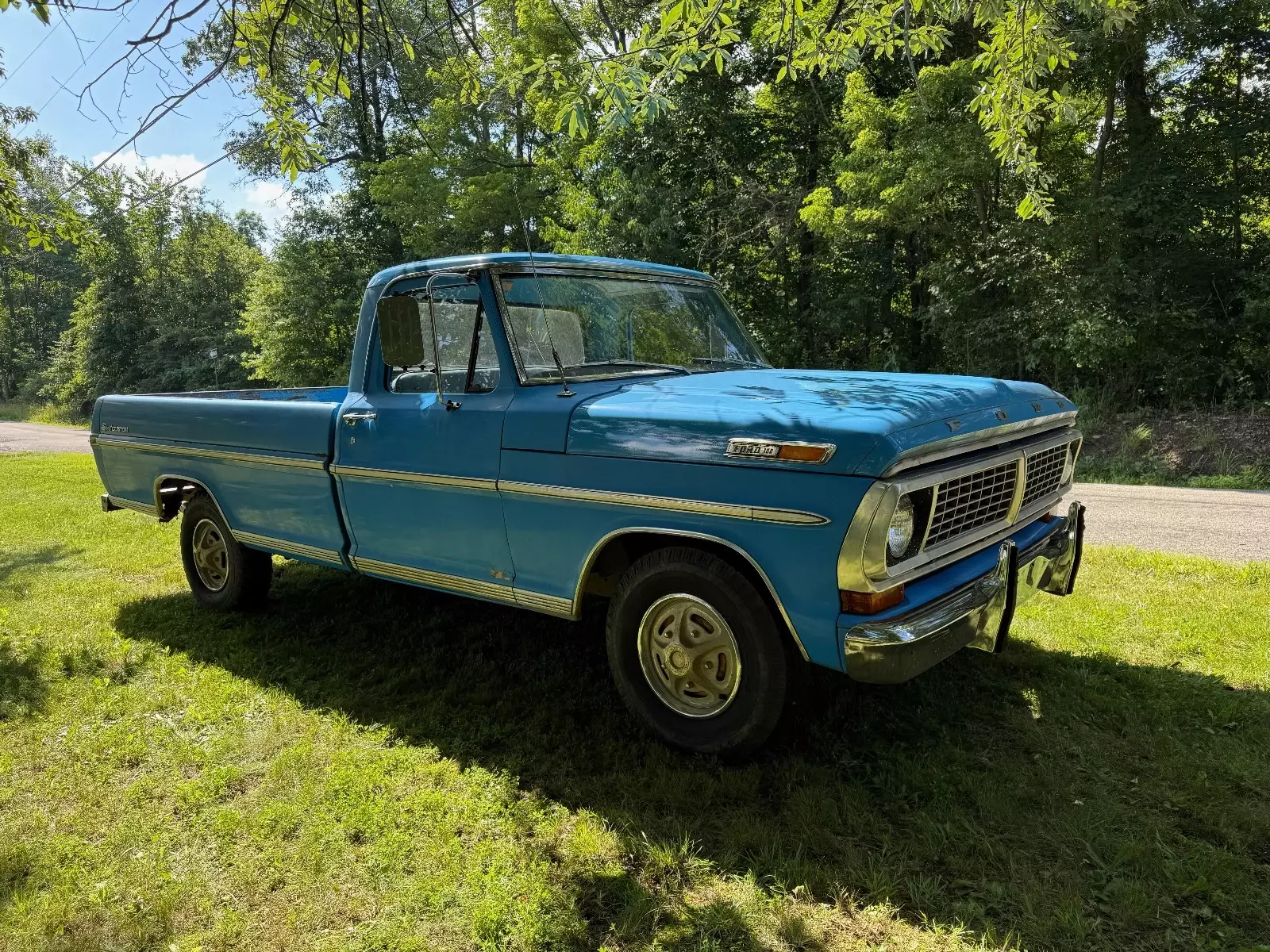 1970 ford F-100 pickup truck !/2 Ton Long Bed 2WD V8 3-Speed Clean Title. 1970 Ford F-100 Pickup