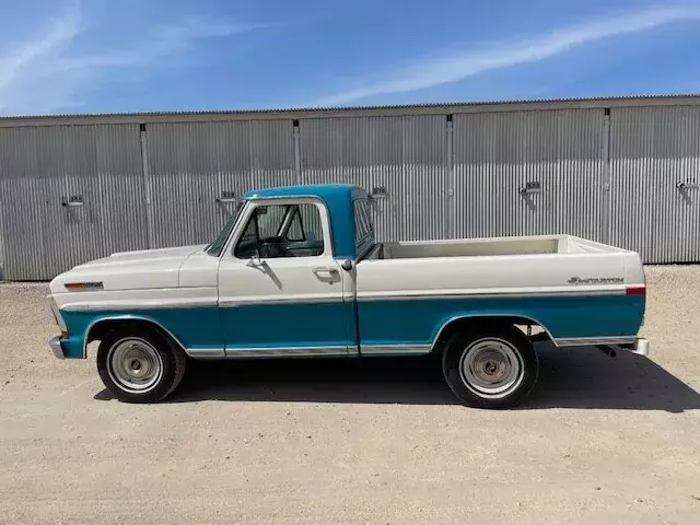 1970 FORD F-100 SPORT CUSTOM SHORT BOX, 390V8, AUTO, AC SET UP 1970 Ford F-100