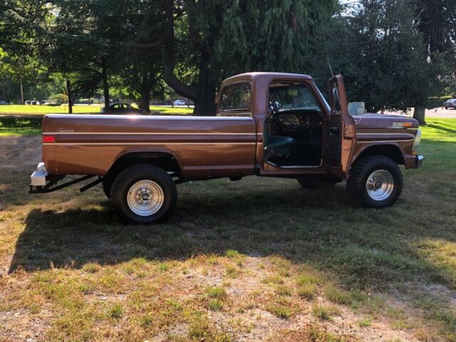 1970 Ford F-250 4 Wheel Drive Hi Boy - photo 2
