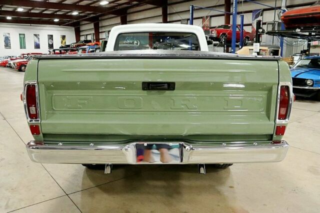 1970 Ford F-100 Sport Custom - photo 4