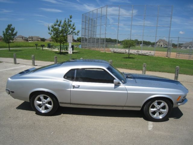 1970 Ford Fastback Mustang 351 Powersteering / Power DISC Brakes 1970 Ford Mustang Fastback