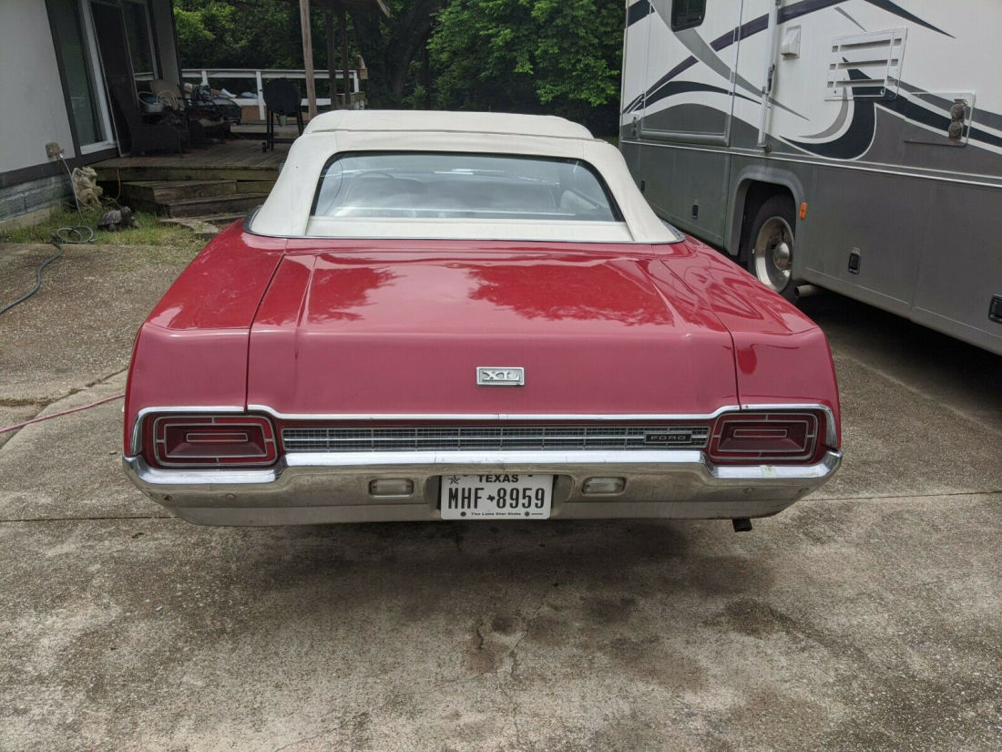 1970 Ford Galaxie - photo 3