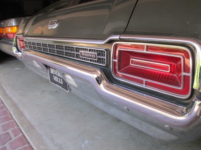 1970 Ford LTD Brougham - photo 2