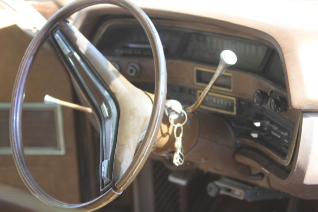 1970 Ford LTD Country Squire woody - photo 9