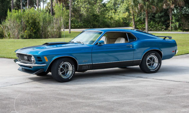 1970 Ford Mustag MACH I Hard to find Blue w/ White 1970 Ford Mustang 3W