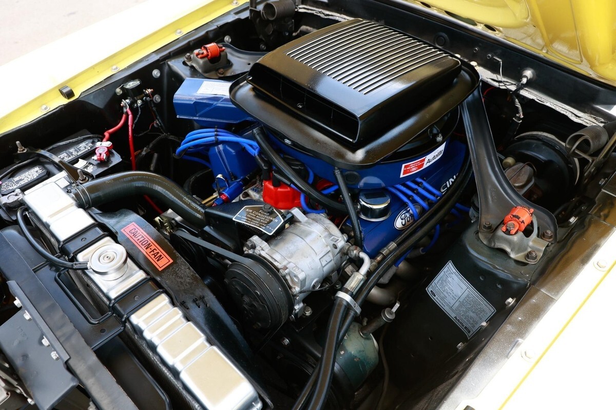 1970 Ford Mustang Fastback Boss 302, 5-Speed, Restored - photo 13