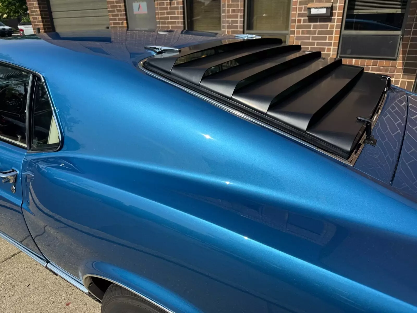 1970 Ford Mustang Mach 1 - 4spd - photo 7