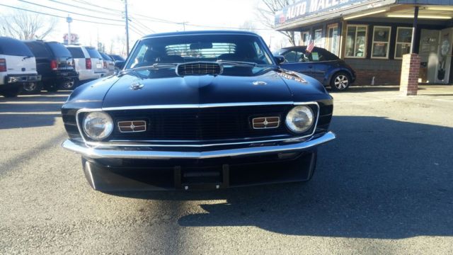 1970 Ford Mustang MACH1 - FASTBACK - BLACK ON BLACK - COMPLETELY RESTORED 1970 Ford Mustang Mach1