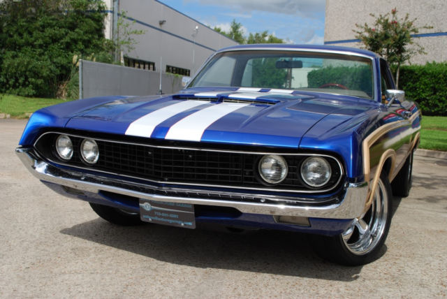 1970 Ford Ranchero Squire - photo 4