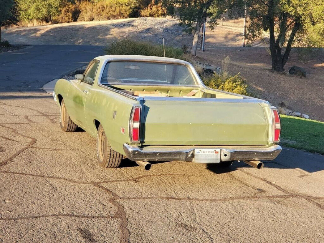 1970 Ford Ranchero Squire - photo 4
