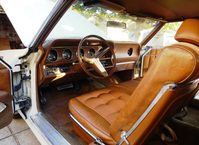 1970 Ford Thunderbird Landau - photo 11