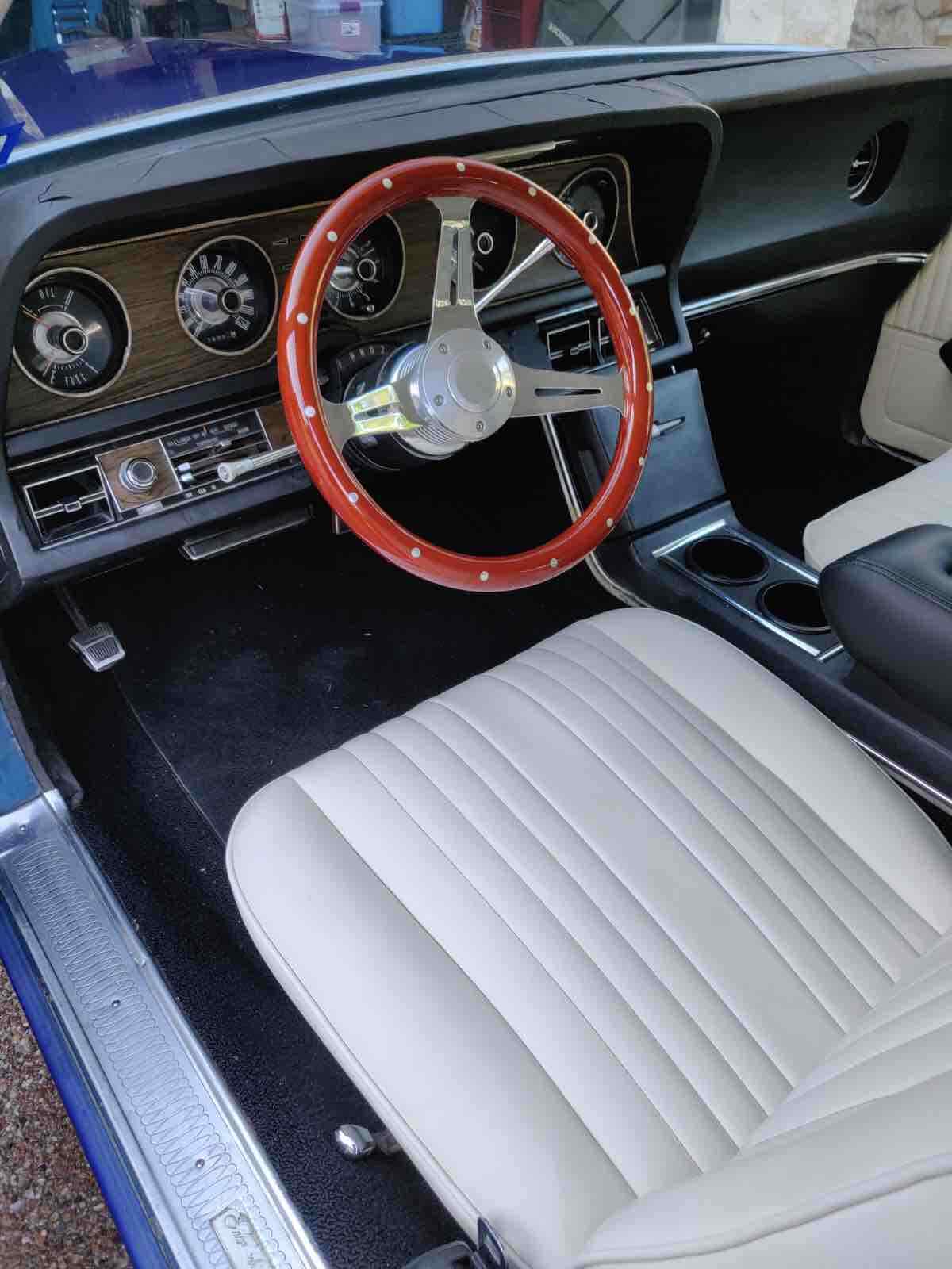 1970 Ford Thunderbird Landau - photo 9