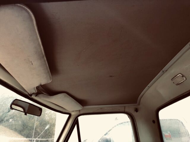 1970 Ford F-250 - photo 2