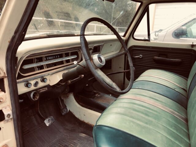 1970 Ford F-250 - photo 3
