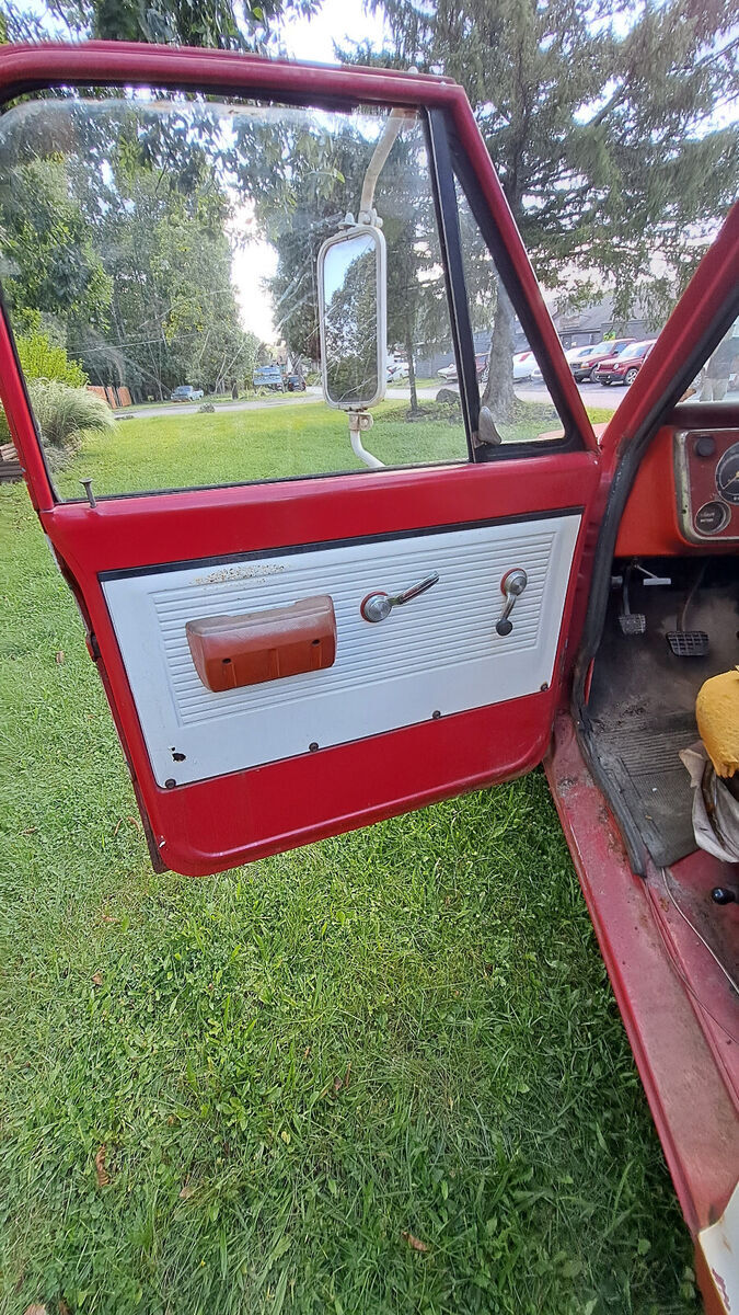 1970 GMC 1/2 Ton Pickup 2500 Tow Truck 62K Miles 4 speed. Dukes of Hazard!! - photo 13