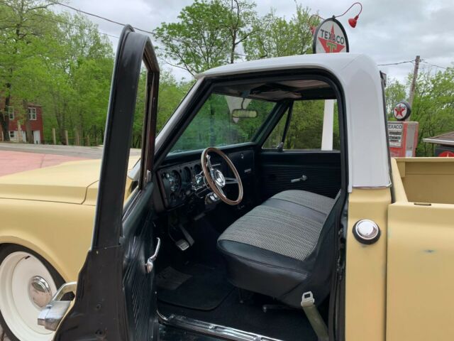1970 Chevrolet C-10 SWB Fleetside Short Bed Bad Ass Shop Truck - photo 13