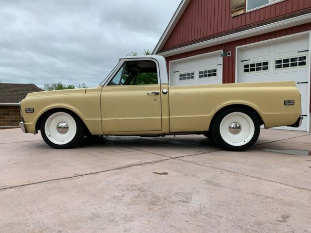 1970 Chevrolet C-10 SWB Fleetside Short Bed Bad Ass Shop Truck - photo 4