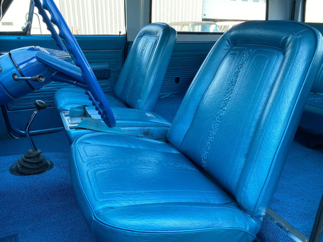 1970 GMC Jimmy K5 4x4, 350ci - Auto, Med Blue, 115K Miles - photo 12