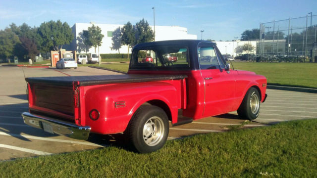 1970 GMC Short Bed Stepside. Rebuilt 350 / TH350 Ford 9" Posi Rear Great Build 1970 GMC C1500