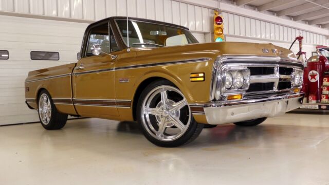 1970 GMC Sierra C10 -- - photo 2