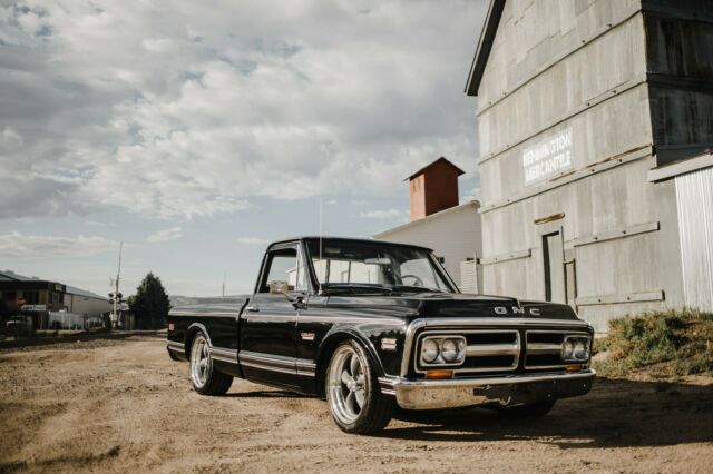 1970 GMC Sierra Grande Shortbed - Original Black w/ Air Conditioning! No Reserve 1970 GMC Sierra 1500