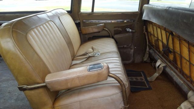 1970 GMC Other custom suburban - photo 12