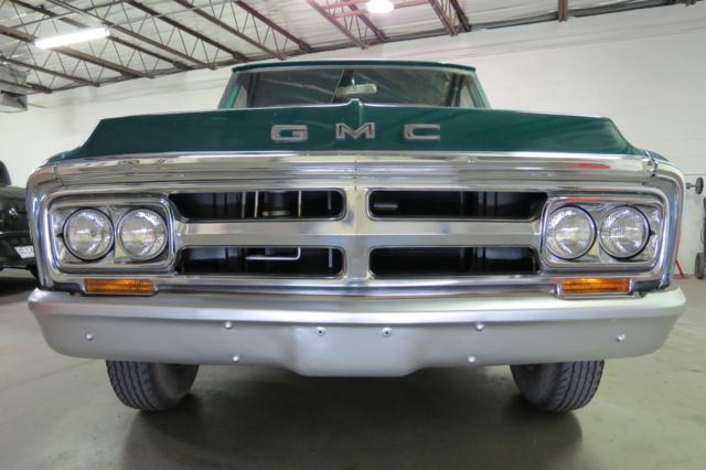 1970 GMC 2500 Series fleetside - photo 6