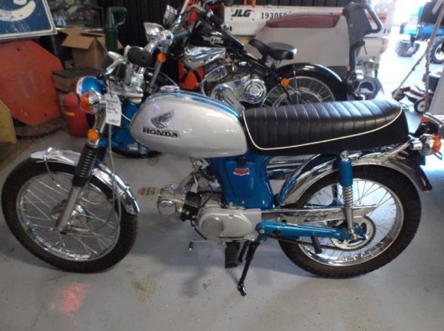 1970 Honda CL70 --