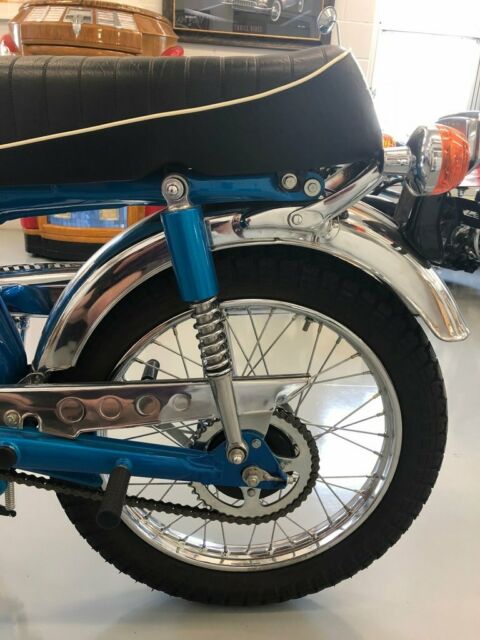 1970 Honda CL70 Restored for office display super slick - photo 7