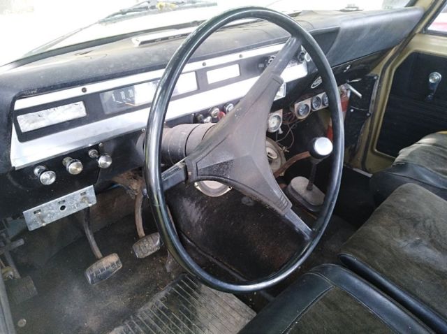 1970 International Harvester 1200 D Travelall - photo 8
