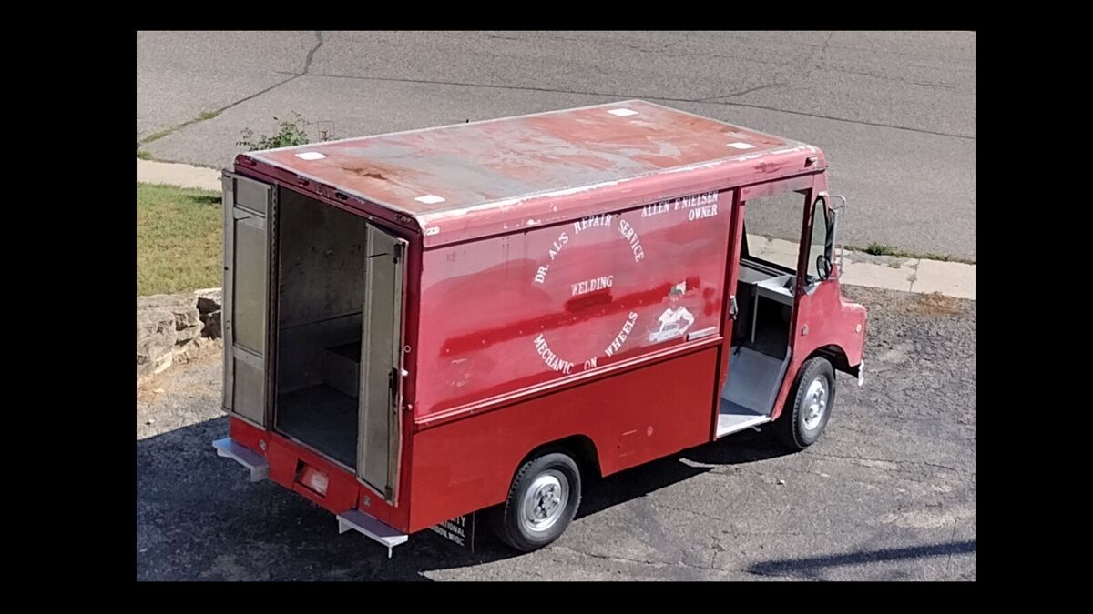 1970 International Harvester Metro 1500 - photo 2