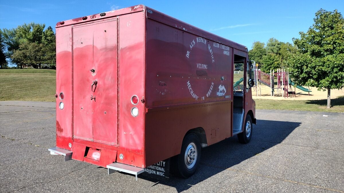 1970 International Harvester Metro 1500 - photo 4