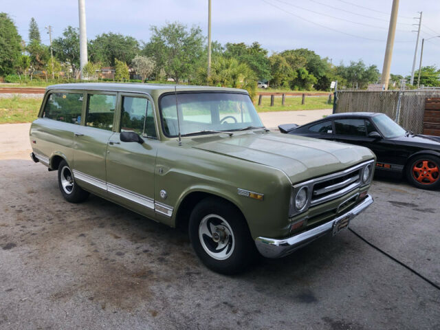 1970 International Harvester Travelall 1000