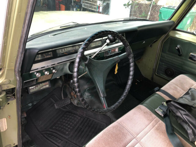 1970 International Harvester Travelall 1000 - photo 4
