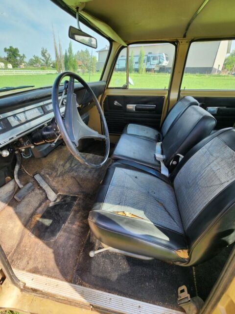 1970 International Harvester 1010 - photo 6