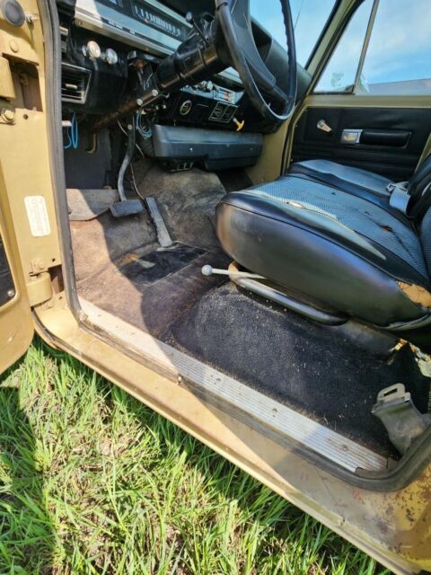 1970 International Harvester 1010 - photo 9