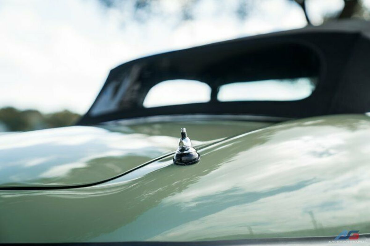 1970 Jaguar E-Type - photo 12