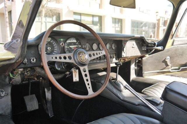 1970 Jaguar E-Type 4.2 SII Coupe 2+2 - photo 4