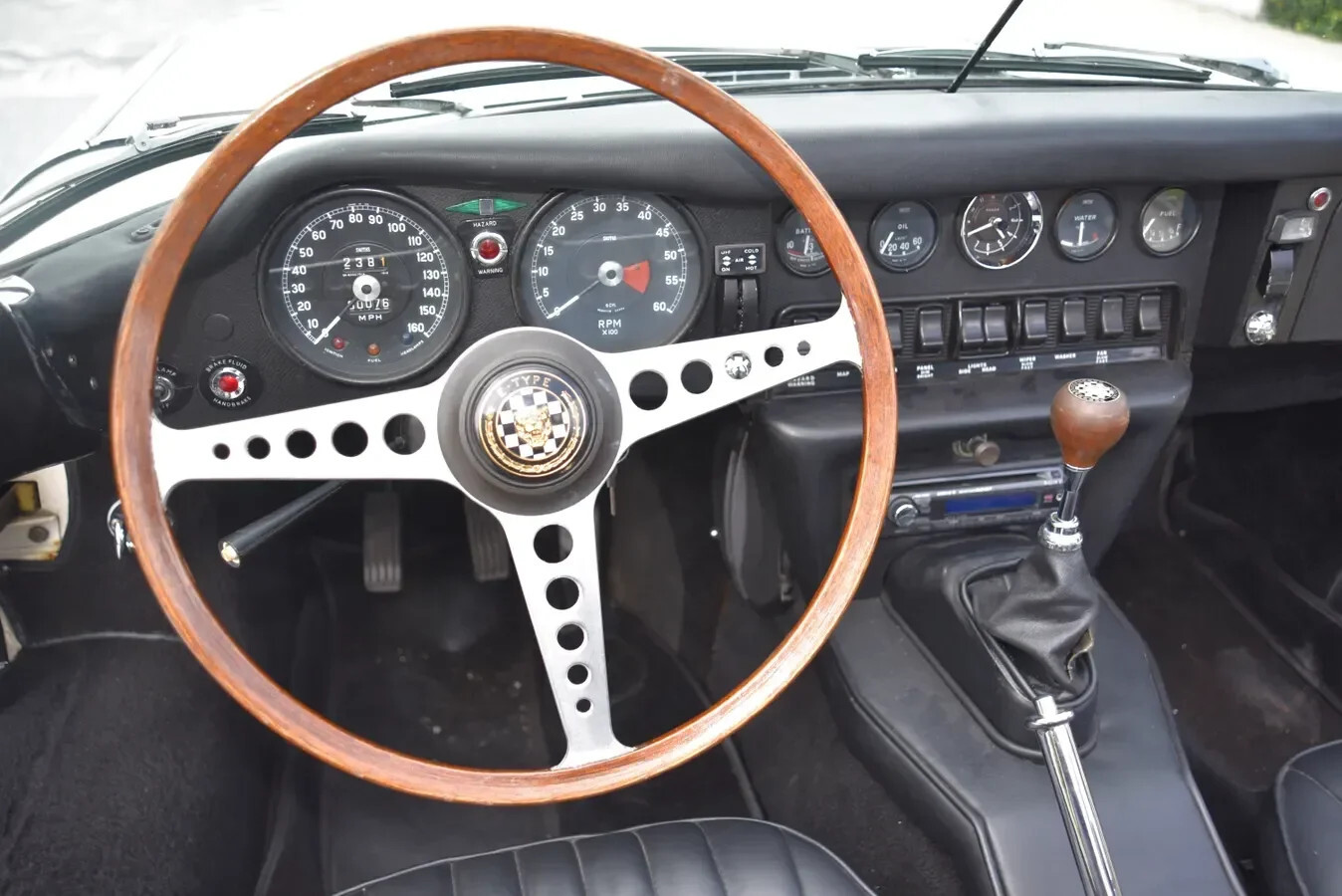 1970 Jaguar E-Type Matching #s, Stromberg Carbs, Rust-Free Body - photo 13