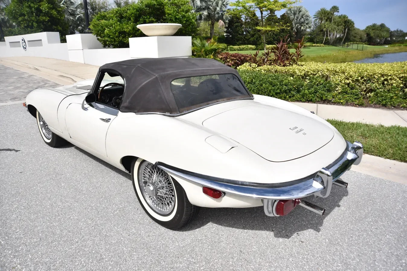 1970 Jaguar E-Type Matching #s, Stromberg Carbs, Rust-Free Body - photo 9