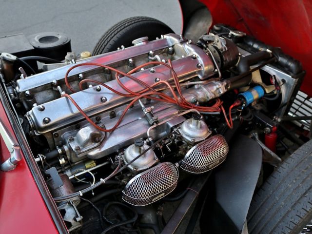 1970 Jaguar E-Type - photo 10