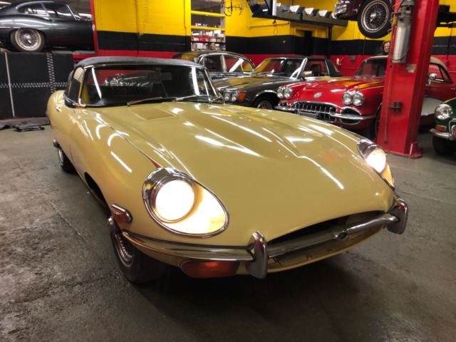 1970 Jaguar E-Type Series 2 Roadster - photo 2