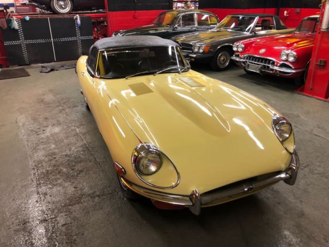 1970 Jaguar E-Type Series 2 Roadster - photo 8
