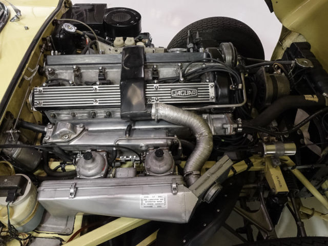 1970 Jaguar E-Type Series II Fixed Head Coupe - photo 11